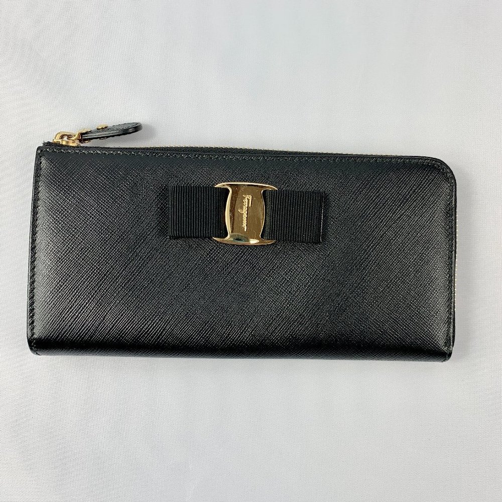 Salvatore Ferragamo Vara Bow Cross Grain Wallet NEW IN BOX